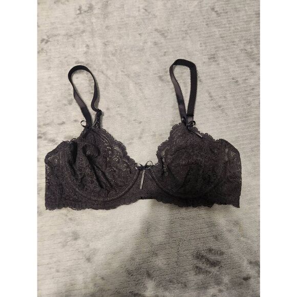 Victoria's Secret Very Sexy size 34B Push Up Without Padding Bra Black Lace - Picture 1 of 3